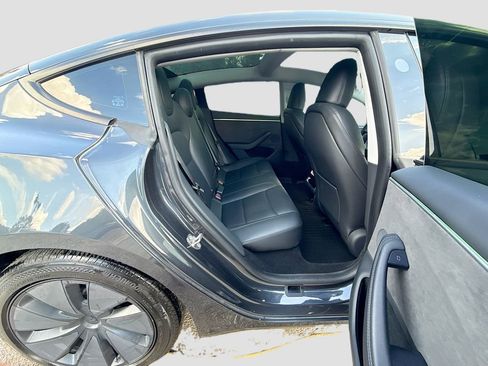 Used 2024 Tesla Model 3 Long Range AWD/4WD image 27