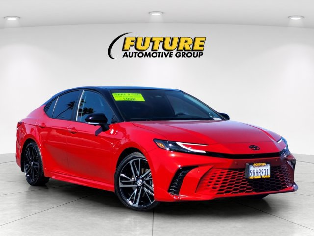 Used 2025 Toyota Camry XSE w/ Premium Plus Package FWD image 1