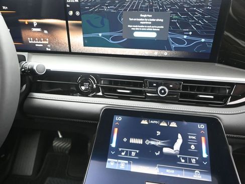 New 2026 INFINITI QX80 Luxe image 31