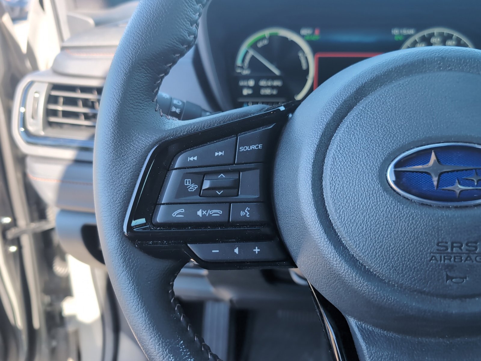 Used 2026 Subaru Forester Touring AWD/4WD image 34