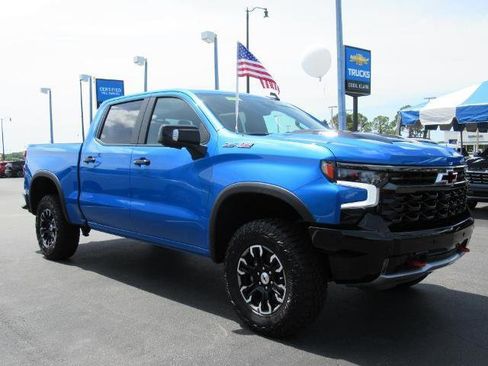 New 2025 Chevrolet Silverado 1500 ZR2 w/ Technology Package image 3