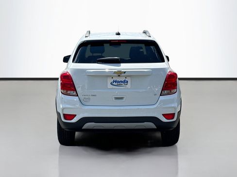 Used 2019 Chevrolet Trax LT w/ LT Convenience Package AWD/4WD image 6
