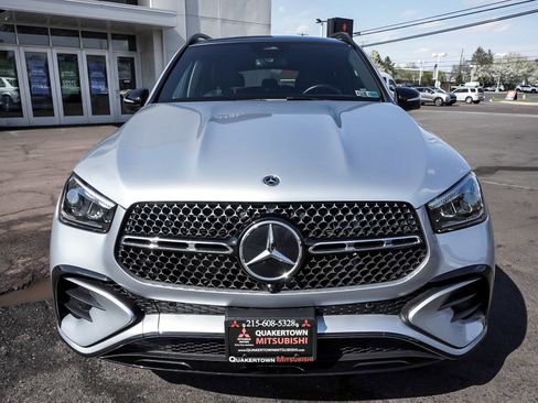 Used 2025 Mercedes-Benz GLE 450e 4MATIC w/ AMG Line Exterior image 2