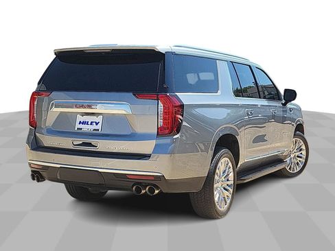 Certified 2024 GMC Yukon XL Denali w/ Advanced Technology Package AWD/4WD image 8