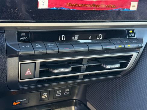 Used 2025 Toyota Camry SE w/ Multimedia Upgrade Package FWD image 29