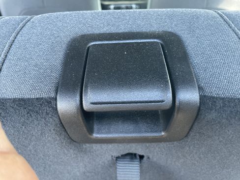 Used 2025 Jeep Wrangler Sport AWD/4WD image 26