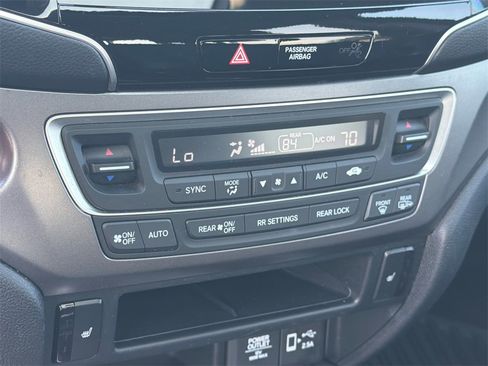 Used 2021 Honda Pilot Special Edition image 30