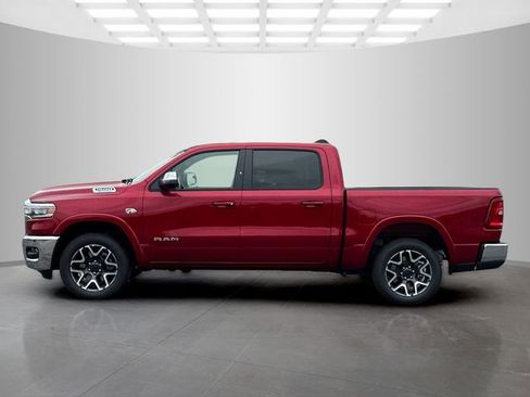 New 2026 RAM 1500 Laramie AWD/4WD image 4