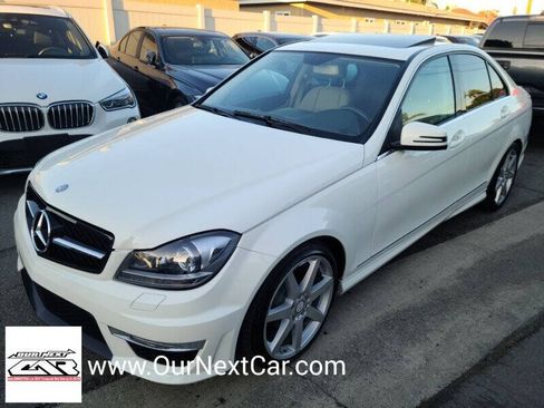 Used 2012 Mercedes-Benz C 250 Sedan image 14