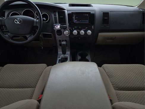 Used 2010 Toyota Tundra 2WD Double Cab image 17