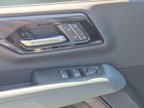 New 2026 GMC Yukon AT4 w/ AT4 Premium Plus Package AWD/4WD image 23
