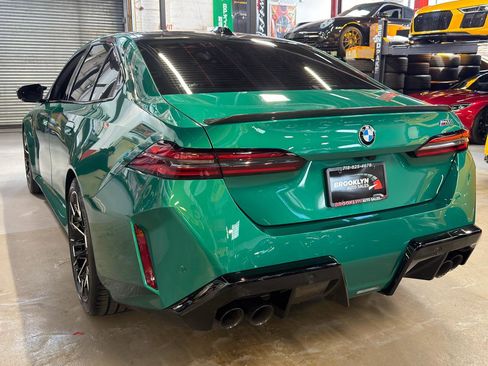 Used 2025 BMW M5 w/ Carbon Package image 8