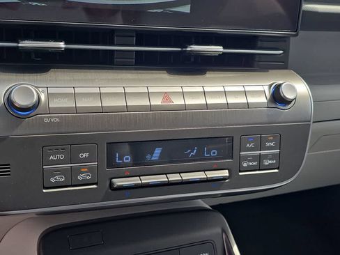 New 2026 Hyundai Kona SEL Premium FWD image 31