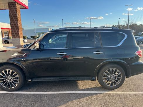 Used 2020 Nissan Armada Platinum w/ Platinum Reserve Package image 3