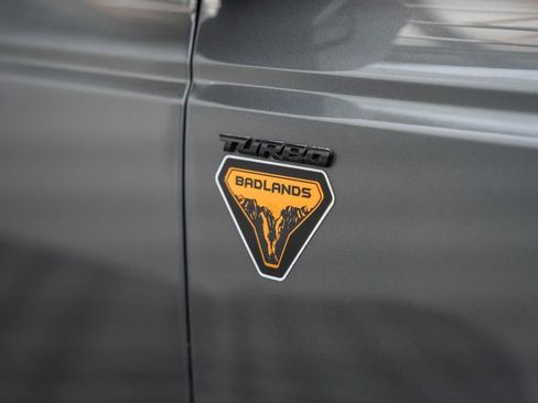 Used 2022 Ford Bronco Badlands AWD/4WD image 18