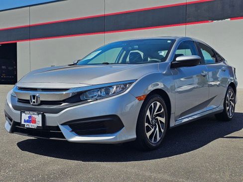 Used 2017 Honda Civic EX image 7