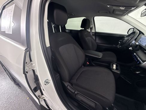 Used 2023 Hyundai Ioniq 5 SE w/ Cargo Package image 31