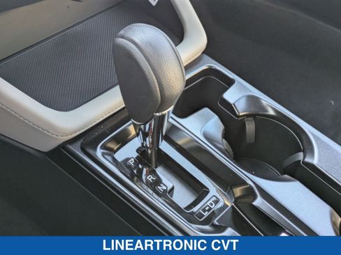 Used 2026 Subaru Forester AWD/4WD image 13