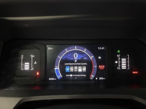 Certified 2024 Toyota Tacoma SR image 15