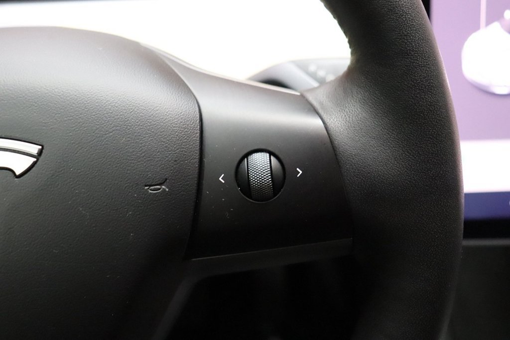 Used 2023 Tesla Model 3 Standard Range RWD image 37