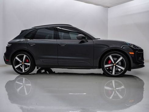 Used 2024 Porsche Macan S AWD/4WD image 9