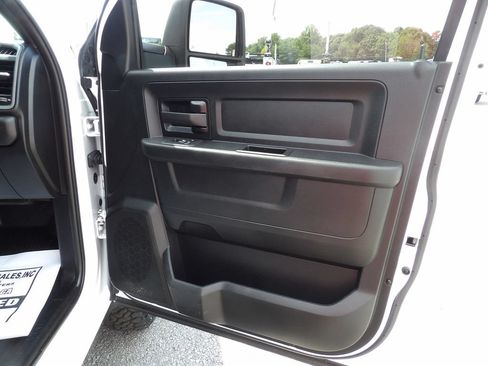 Used 2025 RAM 3500 Tradesman AWD/4WD image 36