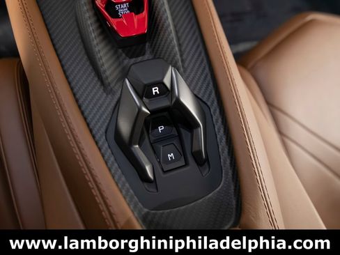 Used 2024 Lamborghini Revuelto AWD/4WD image 33