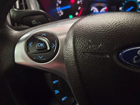Used 2017 Ford Transit Connect XLT FWD image 19