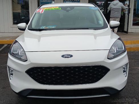 Used 2021 Ford Escape SEL image 2