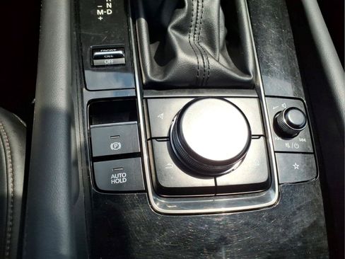 Used 2019 MAZDA MAZDA3 AWD Hatchback image 21