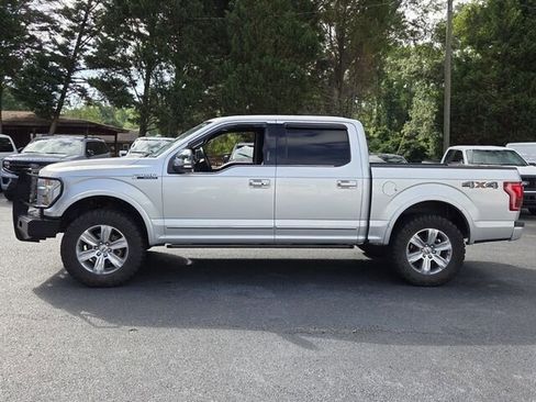 Used 2015 Ford F150 Platinum w/ Equipment Group 701A Luxury AWD/4WD image 5