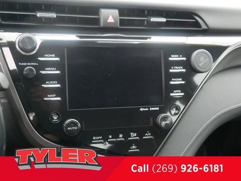 Used 2020 Toyota Camry XSE FWD image 29