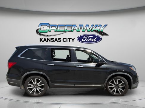 Used 2020 Honda Pilot Touring image 7