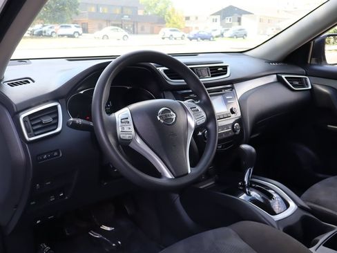 Used 2015 Nissan Rogue S AWD/4WD image 15