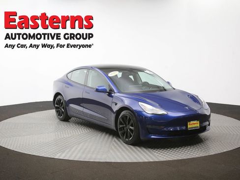 Used 2021 Tesla Model 3 Standard Range Plus image 48