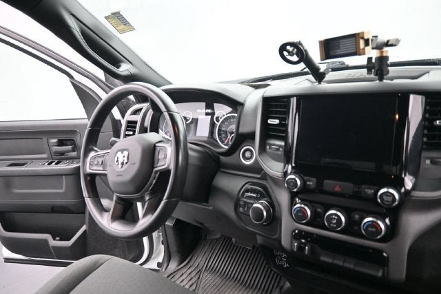 Used 2024 RAM 3500 Tradesman w/ Chrome Appearance Group AWD/4WD image 18