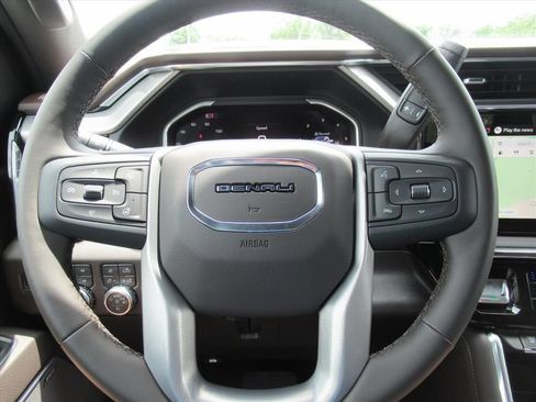 New 2026 GMC Sierra 2500 Denali w/ Denali Reserve Package AWD/4WD image 22