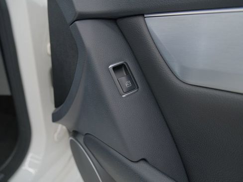 Used 2014 Mercedes-Benz C 250 Sedan image 46