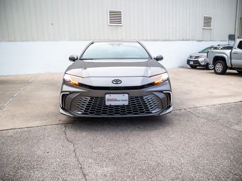 Used 2026 Toyota Camry XSE image 3