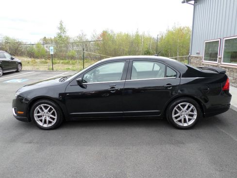 Used 2010 Ford Fusion SEL AWD/4WD image 4