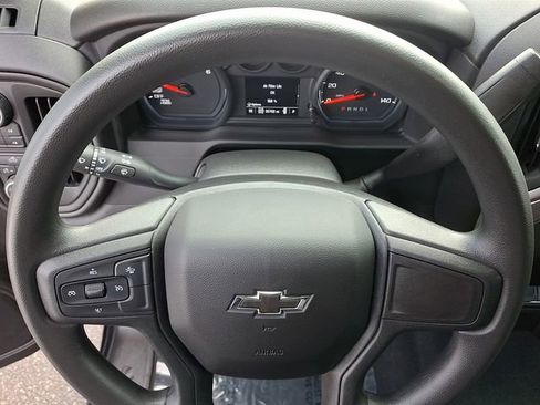 Used 2022 Chevrolet Silverado 1500 Custom Trail Boss image 23