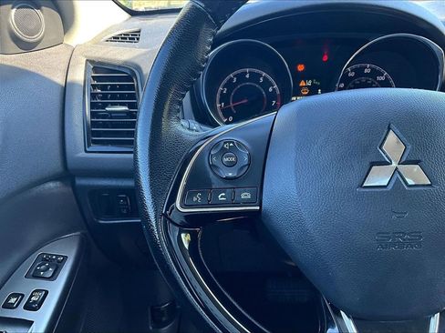 Used 2022 Mitsubishi Outlander Sport SE image 15