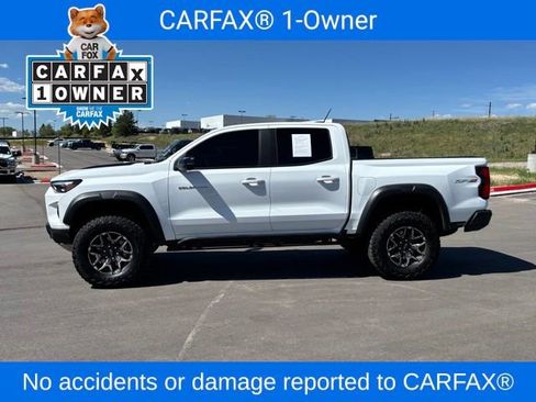 Used 2024 Chevrolet Colorado ZR2 w/ Technology Package AWD/4WD image 2