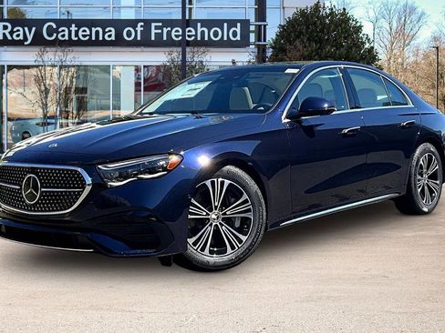 New 2026 Mercedes-Benz E 450 4MATIC Sedan image 1