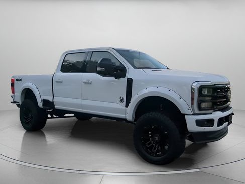 Certified 2024 Ford F250 Lariat w/ Lariat Ultimate Package AWD/4WD image 35