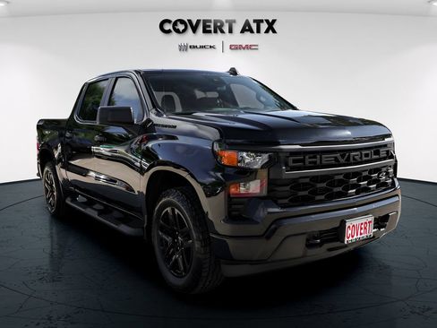 Used 2024 Chevrolet Silverado 1500 Custom w/ Turbomax Blackout Package AWD/4WD image 9