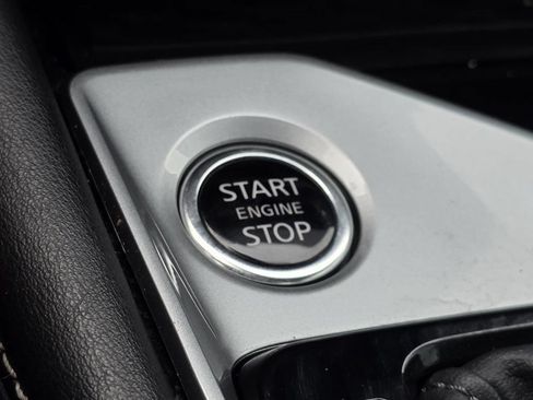 Used 2023 Nissan Altima 2.5 SV w/ SV Premium Package FWD image 17