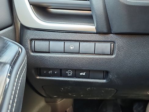 New 2026 Nissan Kicks SV w/ Cold Weather Package image 17