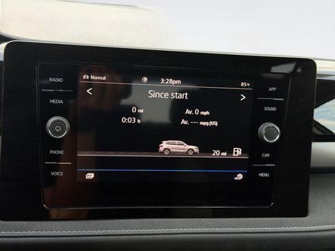 New 2026 Volkswagen Taos SE AWD/4WD image 12