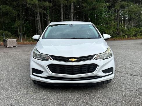 Used 2016 Chevrolet Cruze LS FWD image 2